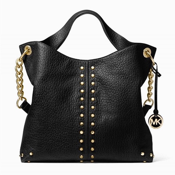 Michael Kors Handbags - MICHAEL KORS uptown Astor bag!